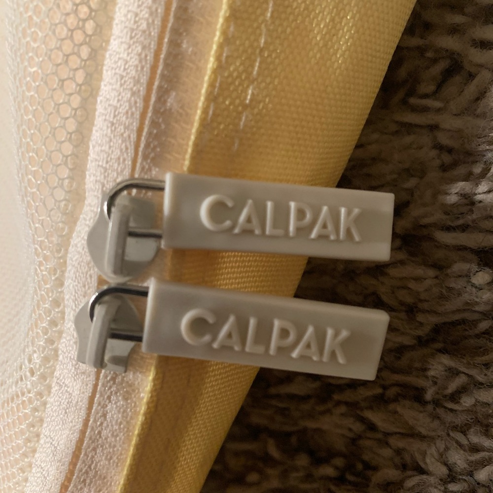 Calpak Travel Set - Picture 6 of 7